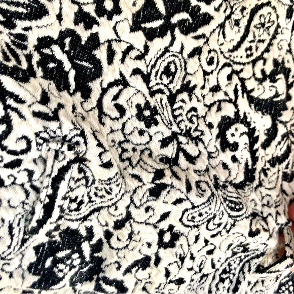 GERI C. Pencil skirt Paisley Stretchy Belt Loops - Picture 3 of 8